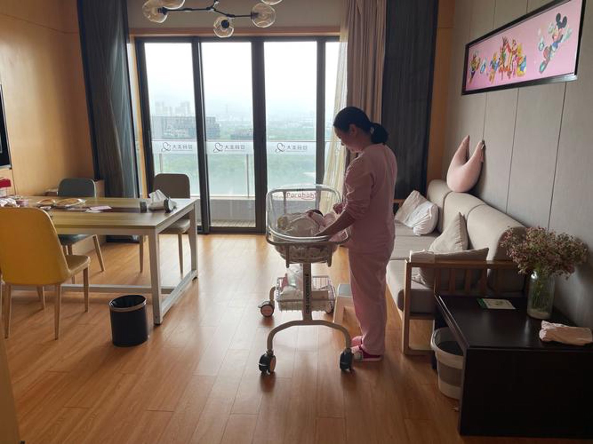 悦悦美月子会所