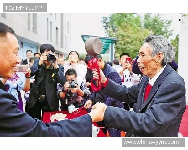 群星齐声悼念球王传奇精神永存绿茵感动世界 群星齐声悼念球王传奇精神永存绿茵感动世界