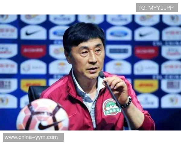 足球家族荣耀传承：一代又一代球星书写传奇历史